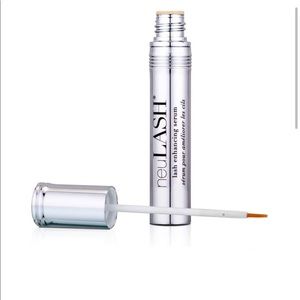 Neulash lash enhancing serum